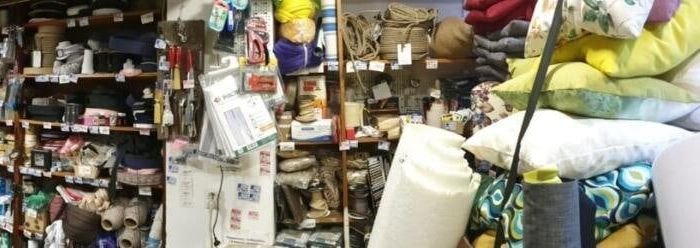 Panorama prodavnice ARCO sa rolnama štofova